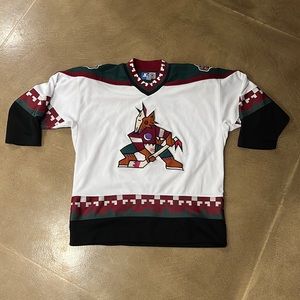 Vintage Phoenix Coyotes Tkachuk jersey Throwback Starer. Made In Korea L/XL